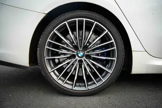 BMW 8 Series 2021 840i Coupé de cuatro puertas M Conjunto deportivo exterior foto 9 BMW 8 Series 2021 840i Coupé de cuatro puertas M Conjunto deportivo exterior foto 9