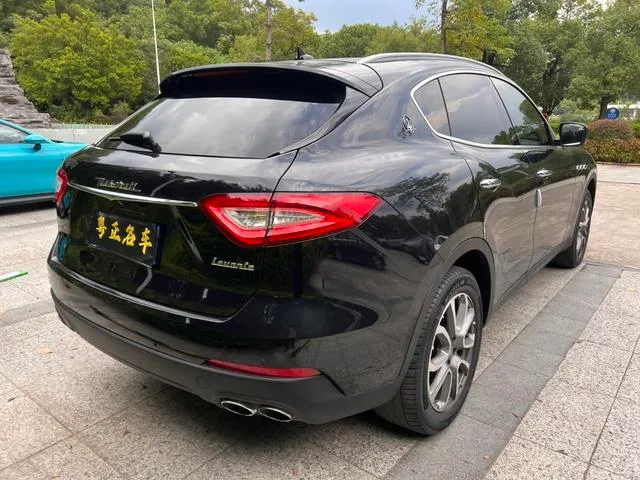 Maserati Levante 2016 3.0T Levante exterior photo 4 Maserati Levante 2016 3.0T Levante exterior photo 4