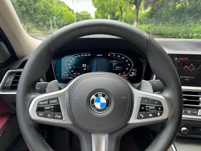 BMW 3 Series 2022 330i M Sports Night Suit interior photo 12 BMW 3 Series 2022 330i M Sports Night Suit interior photo 12