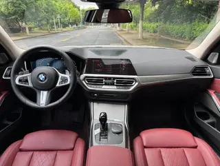 BMW 3 Series 2022 330i M Sports Night Suit interior photo 17 BMW 3 Series 2022 330i M Sports Night Suit interior photo 17