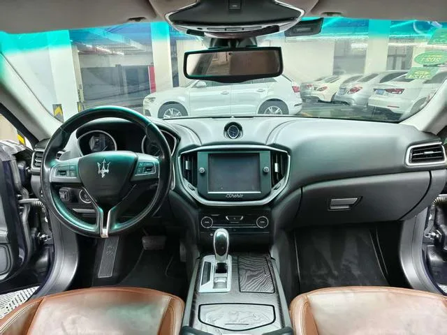 Maserati Ghibli 2014 3.0T S interior photo 10 Maserati Ghibli 2014 3.0T S interior photo 10