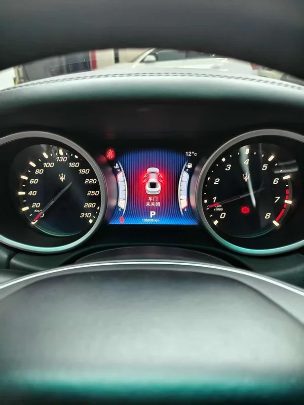 Maserati Ghibli 2014 3.0T S interior photo 12 Maserati Ghibli 2014 3.0T S interior photo 12
