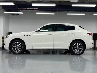 Maserati Levante 2016 3.0T Levante exterior photo 7 Maserati Levante 2016 3.0T Levante exterior photo 7