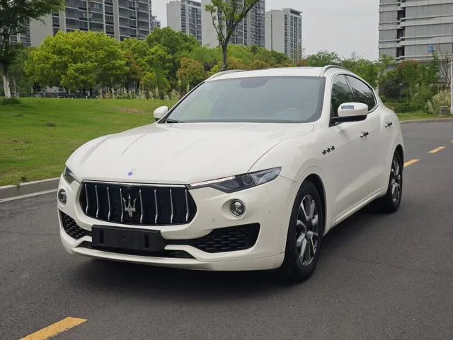 Maserati Levante 2016 3.0T Levante exterior photo 1 Maserati Levante 2016 3.0T Levante exterior photo 1