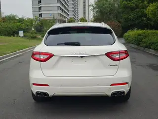 Maserati Levante 2016 3.0T Levante exterior photo 4 Maserati Levante 2016 3.0T Levante exterior photo 4