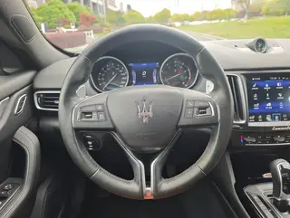 Maserati Levante 2016 3.0T Levante exterior photo 10 Maserati Levante 2016 3.0T Levante exterior photo 10
