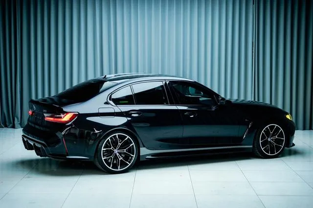 BMW M3 2023 M3 four-door sedan Thunder Edition interior photo 17 BMW M3 2023 M3 four-door sedan Thunder Edition interior photo 17