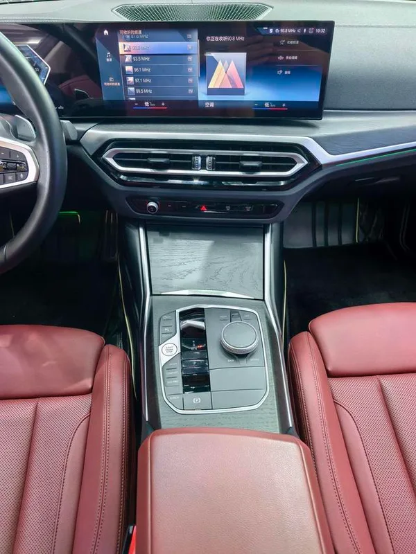 BMW 4 Series 2023 425i M Conjunto deportivo interior foto 9 BMW 4 Series 2023 425i M Conjunto deportivo interior foto 9