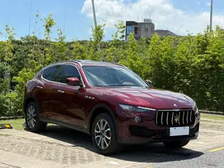 Maserati Levante 2016 3.0T Levante exterior photo 3 Maserati Levante 2016 3.0T Levante exterior photo 3