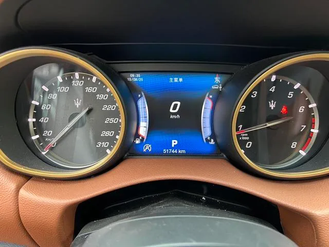 Maserati Levante 2016 3.0T Levante exterior photo 4 Maserati Levante 2016 3.0T Levante exterior photo 4