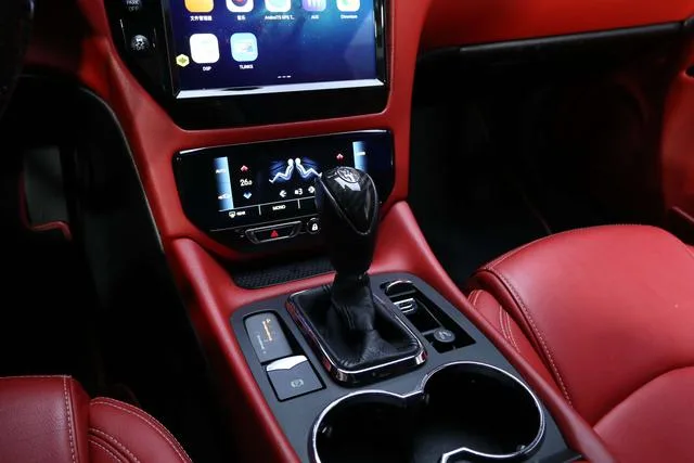 Maserati GranTurismo 2007 4.2L Standard Edition exterior photo 8 Maserati GranTurismo 2007 4.2L Standard Edition exterior photo 8
