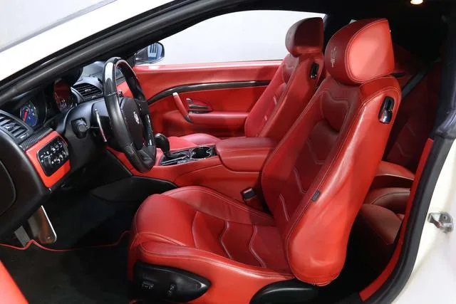 Maserati GranTurismo 2007 4.2L Standard Edition interior photo 14 Maserati GranTurismo 2007 4.2L Standard Edition interior photo 14