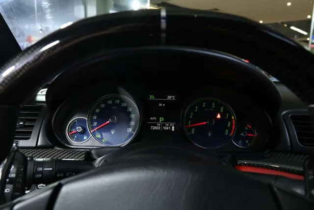 Maserati GranTurismo 2007 4.2L Standard Edition interior photo 19 Maserati GranTurismo 2007 4.2L Standard Edition interior photo 19