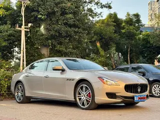 Maserati Quattroporte 2013 3.0T Tipo estándar exterior foto 3 Maserati Quattroporte 2013 3.0T Tipo estándar exterior foto 3