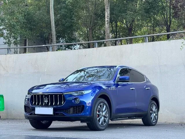 Maserati Levante 2019 3.0T 350Hp Versión estándar País V exterior foto 1 Maserati Levante 2019 3.0T 350Hp Versión estándar País V exterior foto 1