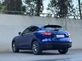Maserati Levante 2019 3.0T 350Hp Versión estándar País V exterior foto 9 Maserati Levante 2019 3.0T 350Hp Versión estándar País V exterior foto 9