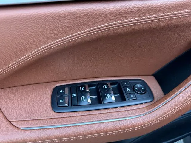 Maserati Levante 2019 3.0T 350Hp Versión estándar País V interior foto 18 Maserati Levante 2019 3.0T 350Hp Versión estándar País V interior foto 18