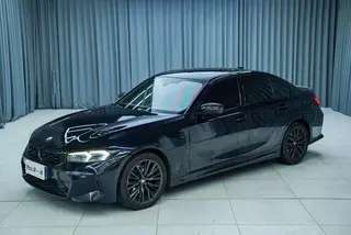BMW 3 Series 2023 330i M Traje nocturno deportivo Yao