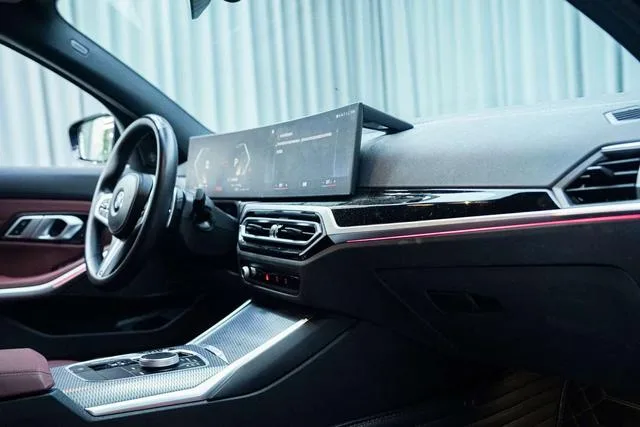 BMW 3 Series 2023 330i M Sports Night Suit interior photo 6 BMW 3 Series 2023 330i M Sports Night Suit interior photo 6