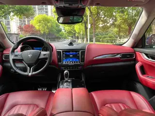 Maserati Levante 2018 3.0T Classic Edition exterior photo 5 Maserati Levante 2018 3.0T Classic Edition exterior photo 5