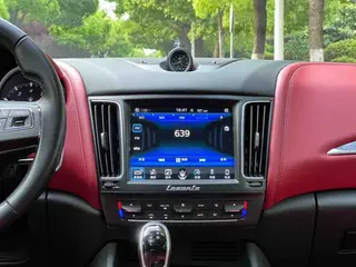 Maserati Levante 2018 3.0T Classic Edition interior photo 17 Maserati Levante 2018 3.0T Classic Edition interior photo 17