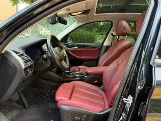 BMW X3 2022 Restyling xDrive25i M Sports suit interior photo 6 BMW X3 2022 Restyling xDrive25i M Sports suit interior photo 6