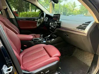 BMW X3 2022 Restyling xDrive25i M Sports suit interior photo 9 BMW X3 2022 Restyling xDrive25i M Sports suit interior photo 9