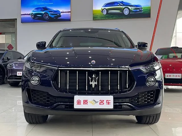 Maserati Levante 2019 3.0T 350Hp Version standard Pays V extérieur photo 2 Maserati Levante 2019 3.0T 350Hp Version standard Pays V extérieur photo 2