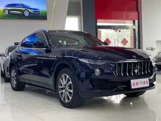 Maserati Levante 2019 3.0T 350Hp Version standard Pays V extérieur photo 3 Maserati Levante 2019 3.0T 350Hp Version standard Pays V extérieur photo 3