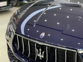 Maserati Levante 2019 3.0T 350Hp Version standard Pays V intérieur photo 11 Maserati Levante 2019 3.0T 350Hp Version standard Pays V intérieur photo 11