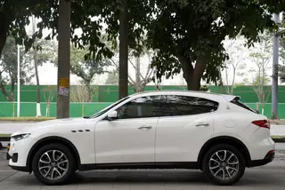 Maserati Levante 2018 3.0T 350Hp Standard Edition exterior photo 4 Maserati Levante 2018 3.0T 350Hp Standard Edition exterior photo 4