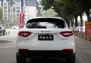 Maserati Levante 2018 3.0T 350Hp Standard Edition interior photo 20 Maserati Levante 2018 3.0T 350Hp Standard Edition interior photo 20