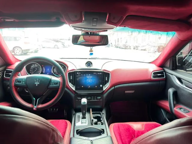 Maserati Ghibli 2014 3.0T Standard Edition interior photo 7 Maserati Ghibli 2014 3.0T Standard Edition interior photo 7