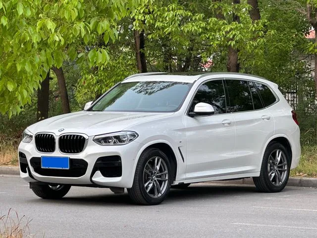 BMW X3 2021 Restyling xDrive28i M Sports suit exterior photo 1 BMW X3 2021 Restyling xDrive28i M Sports suit exterior photo 1