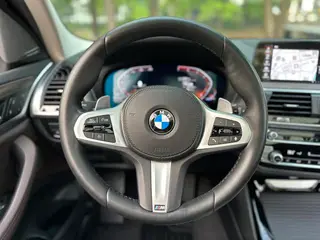 BMW X3 2021 Restyling xDrive28i M Sports suit interior photo 19 BMW X3 2021 Restyling xDrive28i M Sports suit interior photo 19