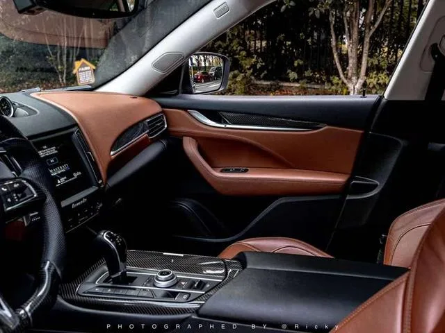 Maserati Levante 2016 3.0T Levante interior photo 8 Maserati Levante 2016 3.0T Levante interior photo 8