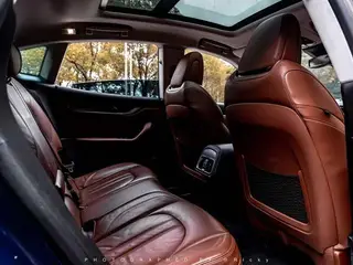 Maserati Levante 2016 3.0T Levante interior photo 11 Maserati Levante 2016 3.0T Levante interior photo 11