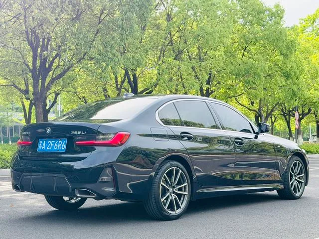 BMW 3 Series 2023 325Li M Sports suit interior photo 11 BMW 3 Series 2023 325Li M Sports suit interior photo 11