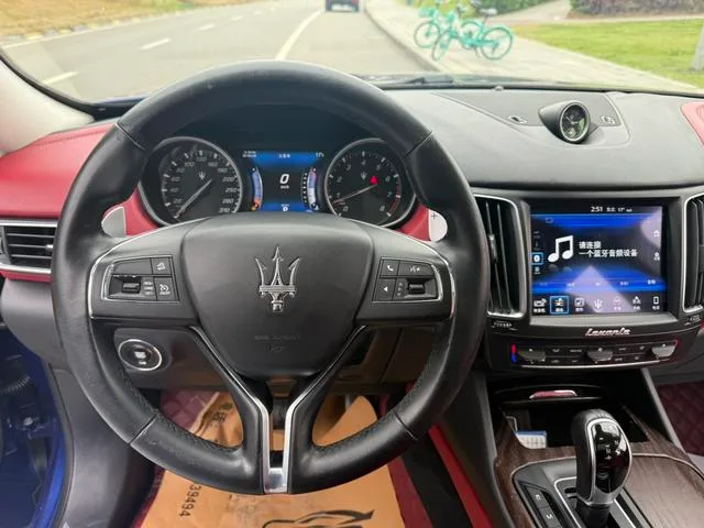 Maserati Levante 2016 3.0T Levante exterior photo 5 Maserati Levante 2016 3.0T Levante exterior photo 5