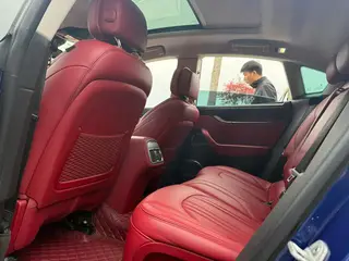 Maserati Levante 2016 3.0T Levante interior photo 7 Maserati Levante 2016 3.0T Levante interior photo 7