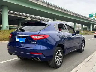 Maserati Levante 2016 3.0T Levante interior photo 10 Maserati Levante 2016 3.0T Levante interior photo 10