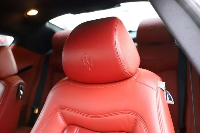 Maserati GranTurismo 2007 4.2L Versión estándar interior foto 20 Maserati GranTurismo 2007 4.2L Versión estándar interior foto 20