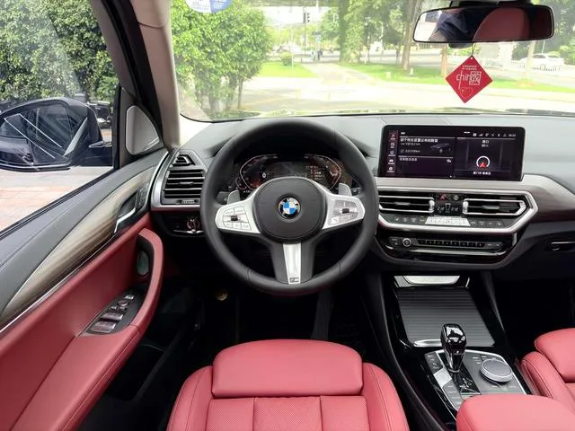 BMW X3 2022 Reforma xDrive30i Líder M Traje de noche Yao interior foto 6 BMW X3 2022 Reforma xDrive30i Líder M Traje de noche Yao interior foto 6
