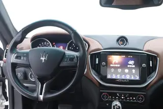 Maserati Ghibli 2014 3.0T Standard Edition interior photo 11 Maserati Ghibli 2014 3.0T Standard Edition interior photo 11