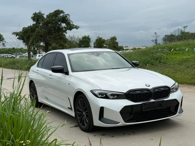 BMW 3 Series 2023 325Li M Sports Night Suit exterior photo 3 BMW 3 Series 2023 325Li M Sports Night Suit exterior photo 3