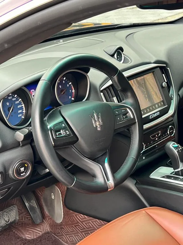 Maserati Ghibli 2014 3.0T Standard Edition interior photo 17 Maserati Ghibli 2014 3.0T Standard Edition interior photo 17