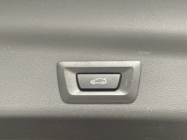 BMW X1 2023 sDrive25Li X Design Suit exterior photo 3 BMW X1 2023 sDrive25Li X Design Suit exterior photo 3