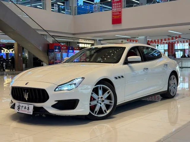Maserati Quattroporte 2015 3.0T Tipo estándar exterior foto 2 Maserati Quattroporte 2015 3.0T Tipo estándar exterior foto 2
