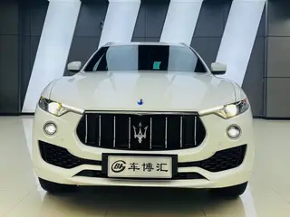 Maserati Levante 2016 3.0T Levante exterior foto 2 Maserati Levante 2016 3.0T Levante exterior foto 2