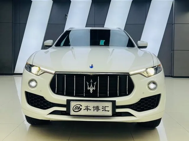 Maserati Levante 2016 3.0T Levante exterior foto 2 Maserati Levante 2016 3.0T Levante exterior foto 2